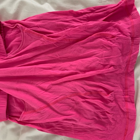Lululemon tank built in bra approximate size 6 or 8 color pink - Picture 4 of 6